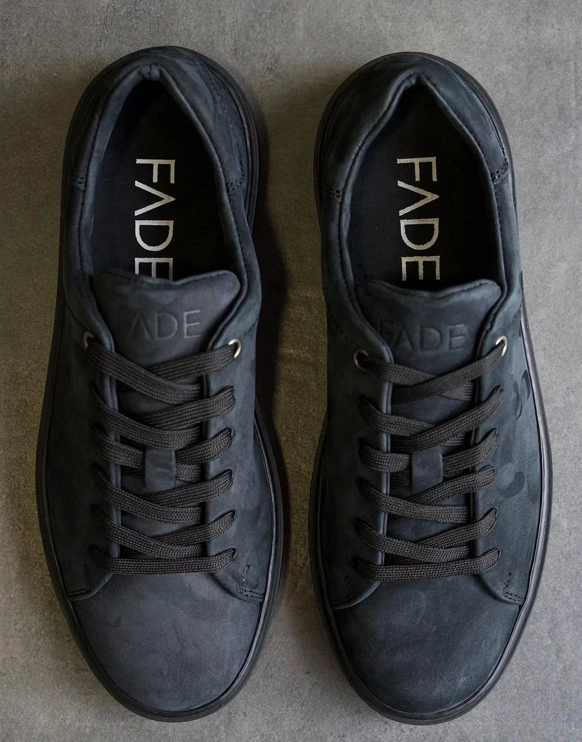 Fade Essential Nubuck Sneaker Black - Subwear