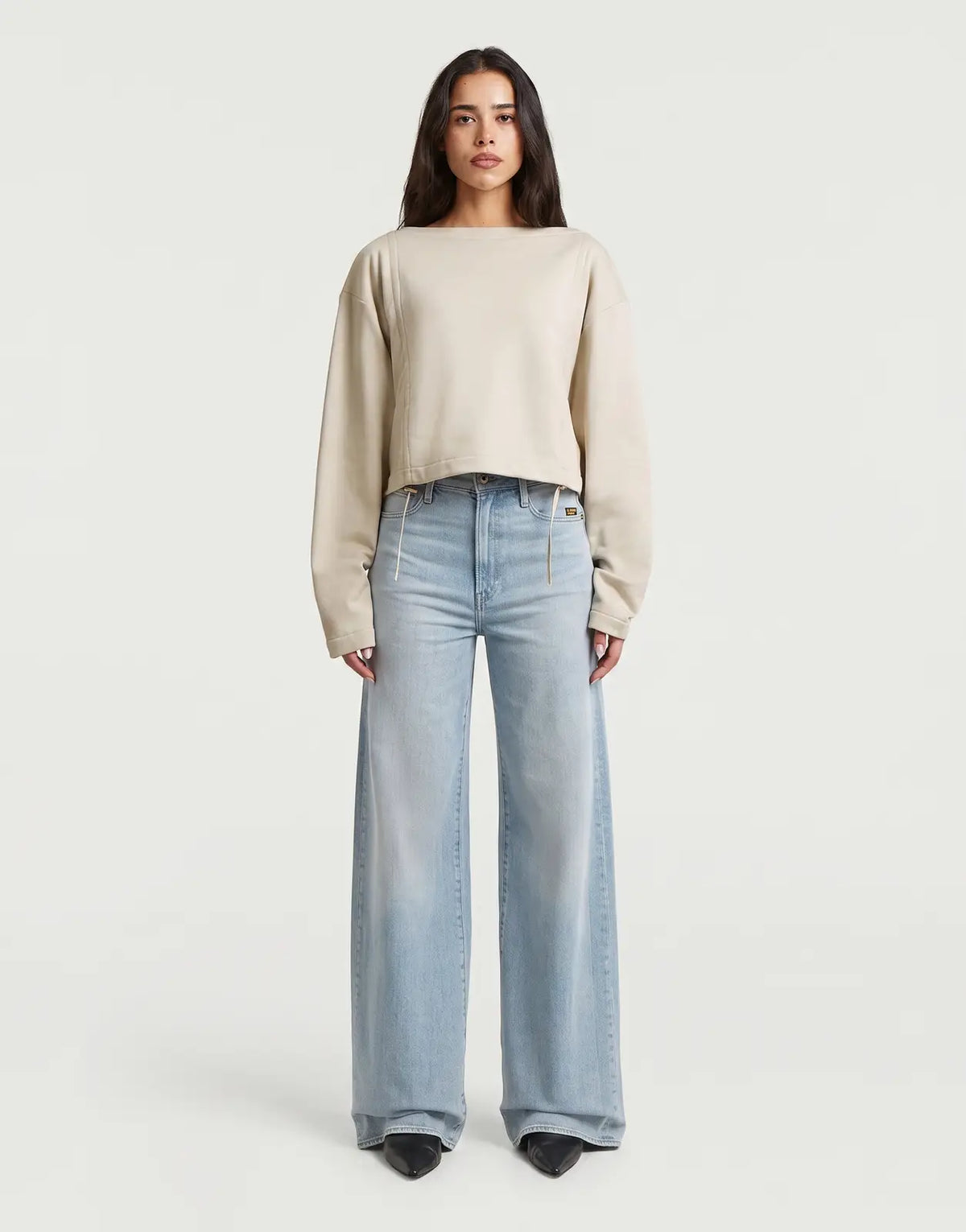 G-Star RAW Adjustable Strings Whitebait Sweatshirt for women in light beige with a boat neck and cropped fit.