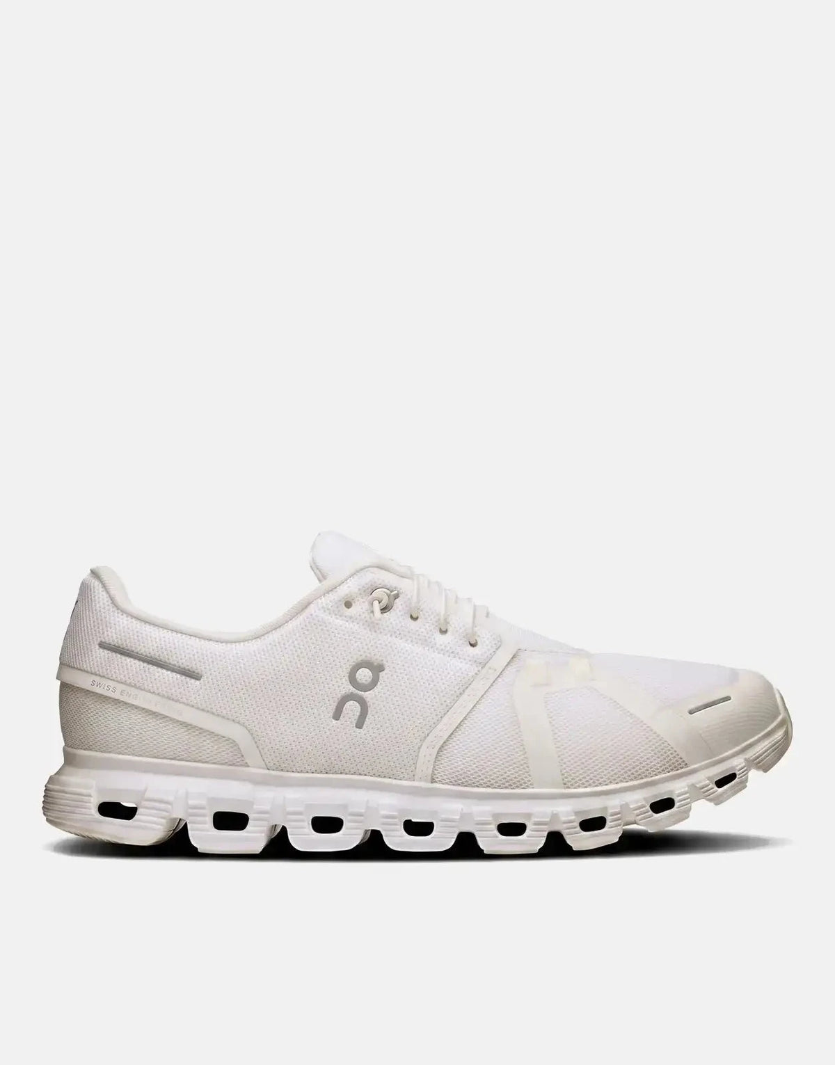On Men's Cloud 6 White Sneakers - Subwear