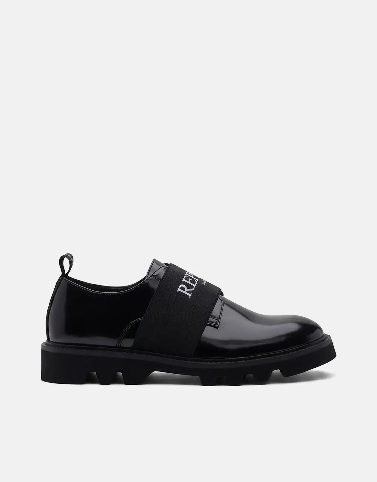 Black Replay Canver Brush SA sneakers for men, with a glossy patent leather upper, chunky lugged sole, and elastic strap.
