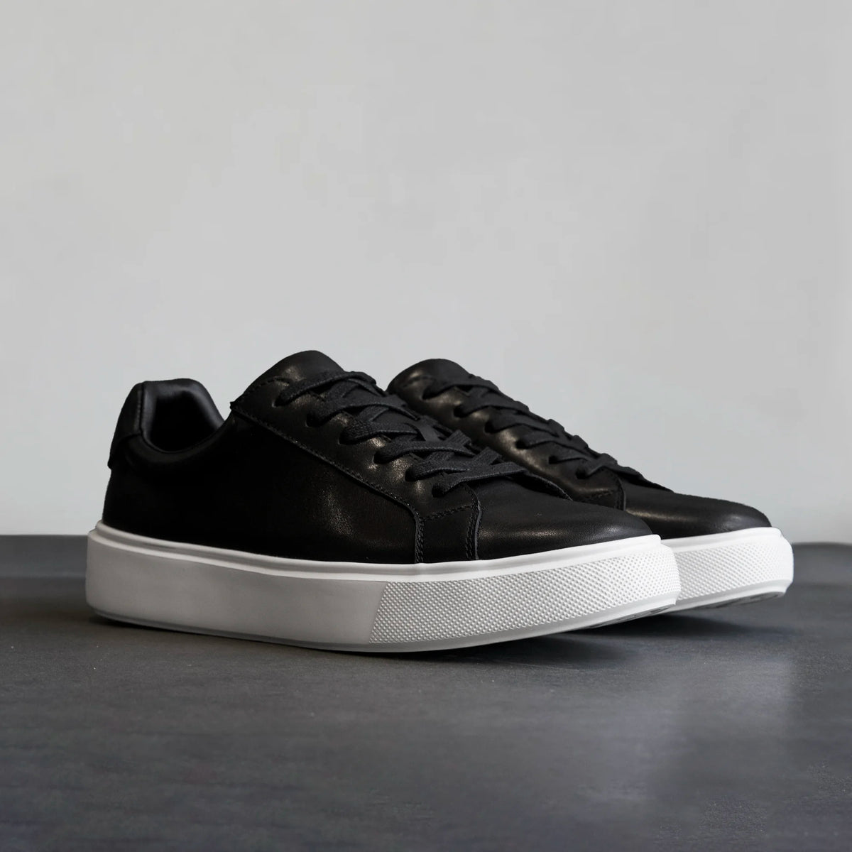 Fade Iconic Sneaker Nappa Leather Black